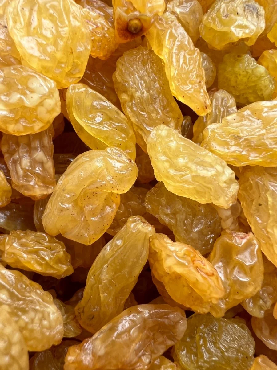 golden raisins